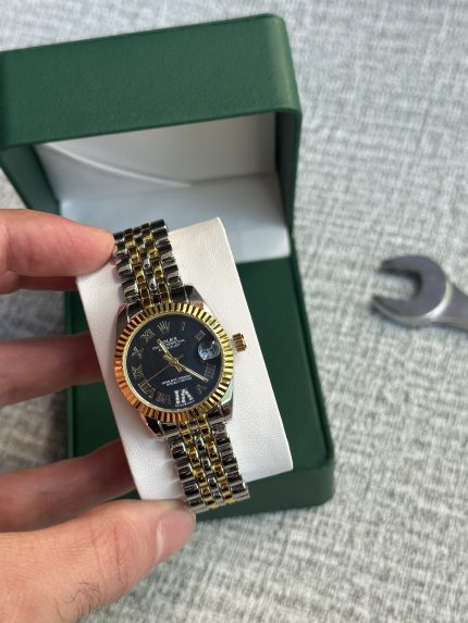 ساعة رولكس نسائية