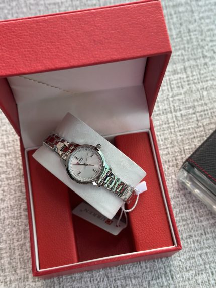 ساعة نسائية راقية