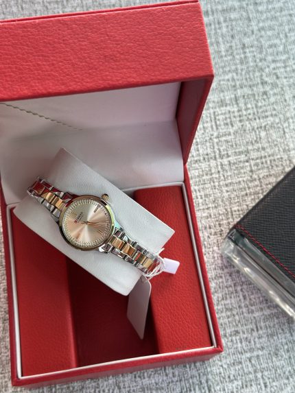 ساعة نسائية راقية