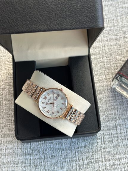 ساعة ستاتي انيقة