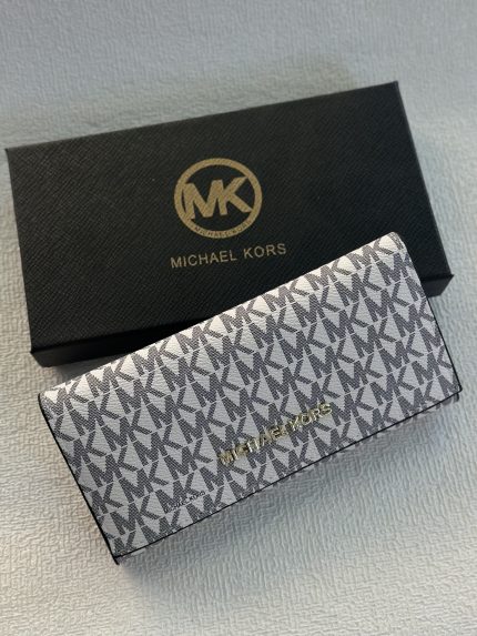 جزدان مايكل كورس