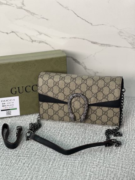 Gucci حقيبة مع البوكس