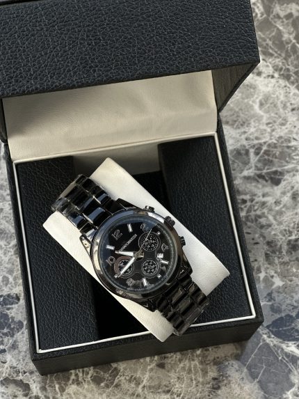 ساعة شبابية