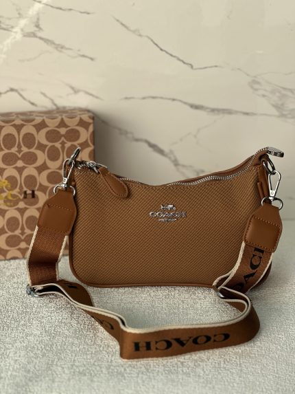 Coach حقيبة مع البوكس