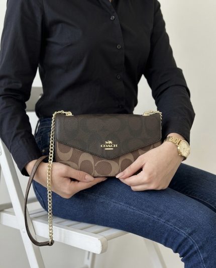 Coach  مع البوكس والكيس