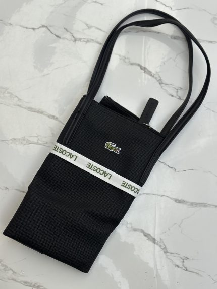 Lacoste الحجم الكبير