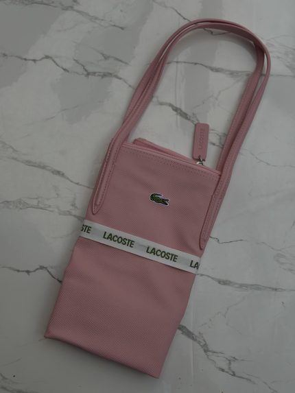 Lacoste الحجم الكبير