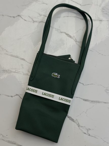 Lacoste الحجم الكبير