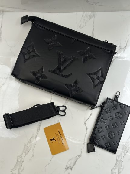 LV pouch