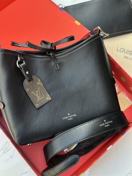 LV مع البوكس