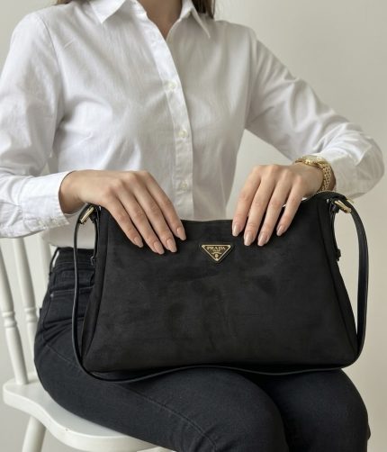 Prada حقيبة