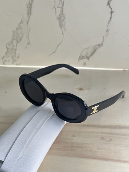 نظارة ستاتية