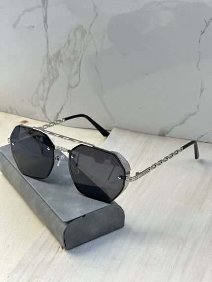 نظارة رجالي فضي