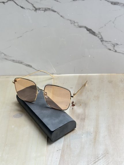 نظارة ستاتية