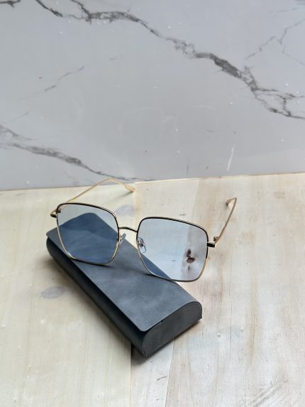 نظارة ستاتية