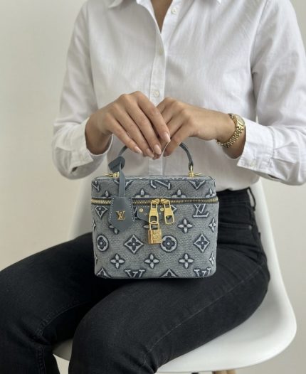 LV حقيبة مع البوكس