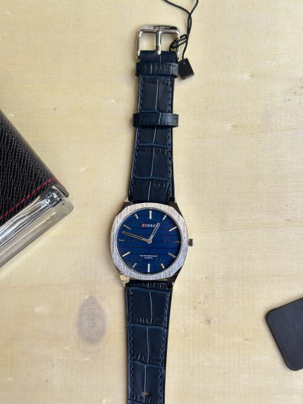 ساعة رجالي جلد