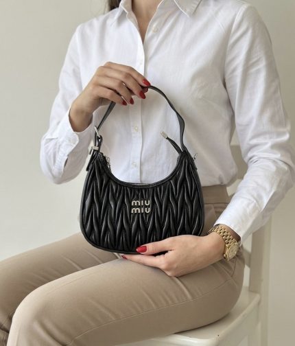 MIU MIU مع البوكس