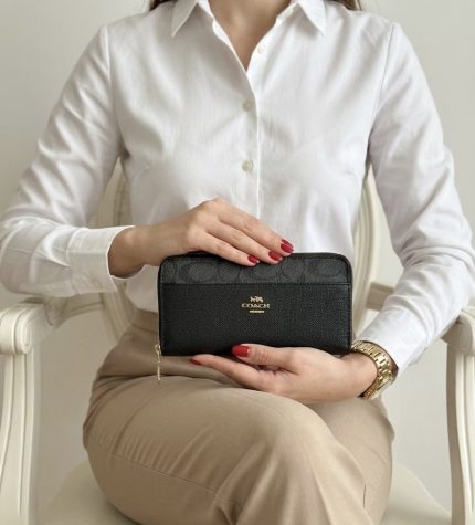 Coach جزدان