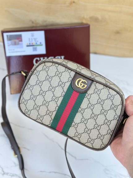 Gucci مع البوكس