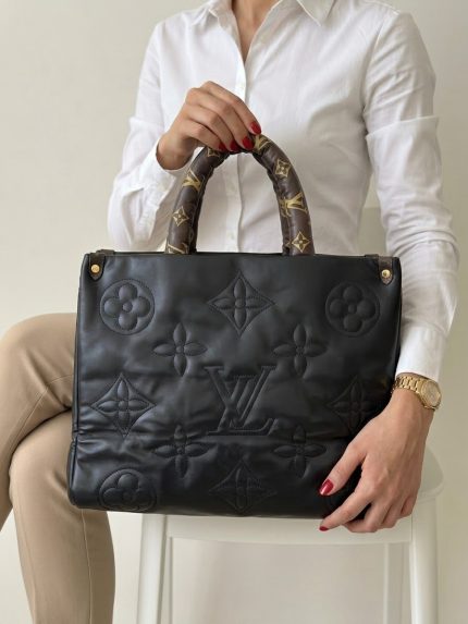 LV حجم كبير